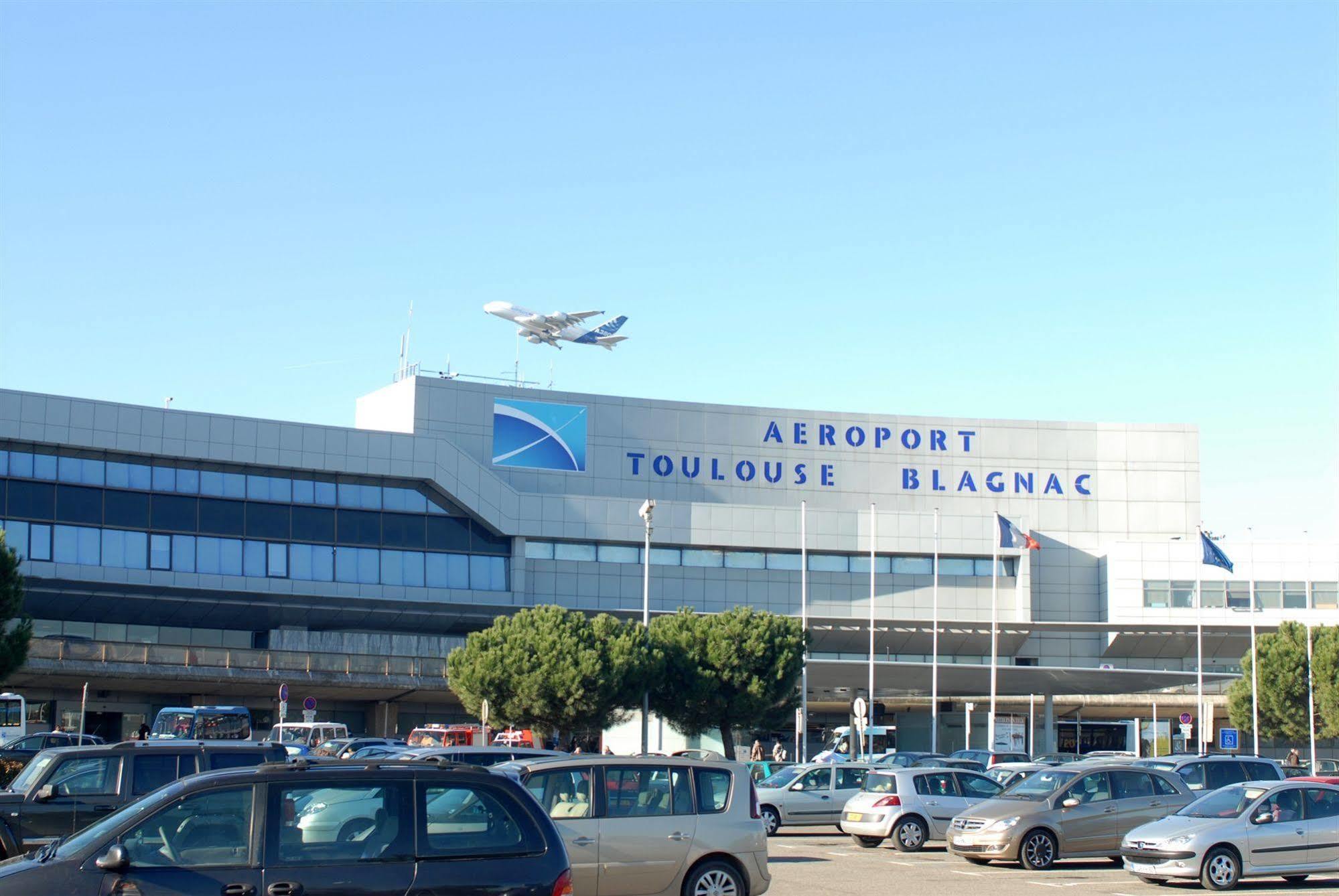 Hotel Aerel Toulouse Blagnac Aéroport Exterior foto